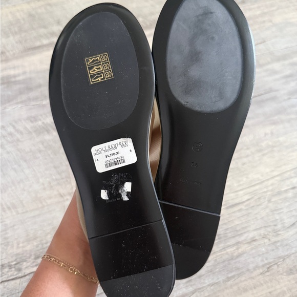 The Row Cream Flats - Picture 6 of 11